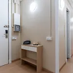 Ab I Apartment *